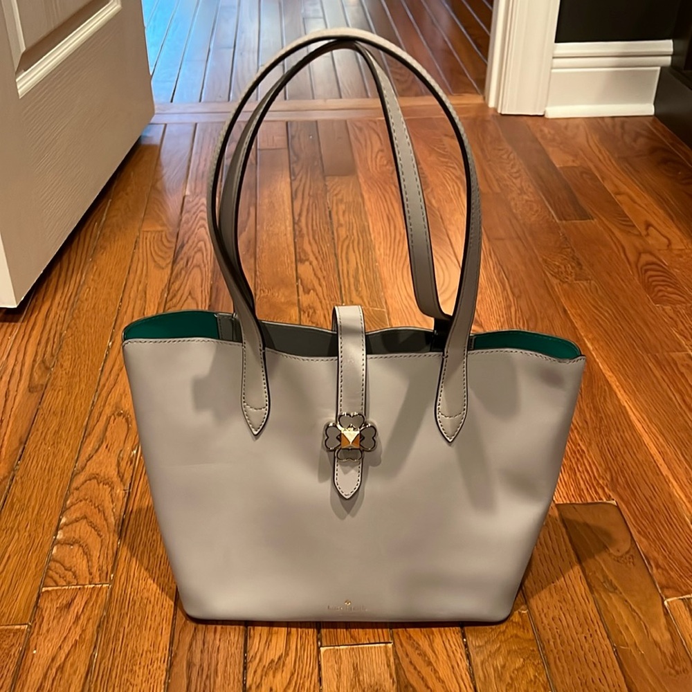 Kate Spade Grey Leather shoulder bag purse like new